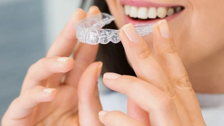 invisalign clear aligners pune 1600x900
